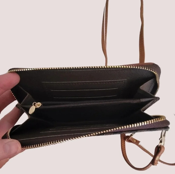 CROSS body purse - Picture 4 of 5